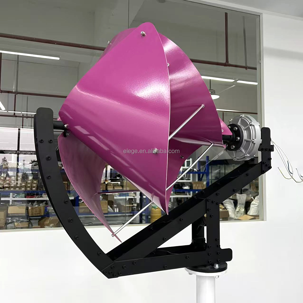Renewable Energy Wind Solar - Sistem Pembangkit Listrik Hibrida Tenaga Angin